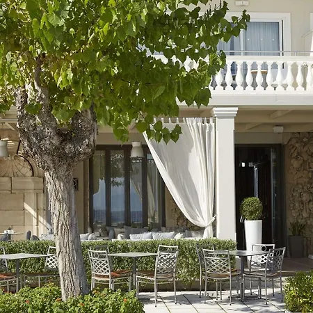 Отель Mon Repos Palace - Adults Only 4*