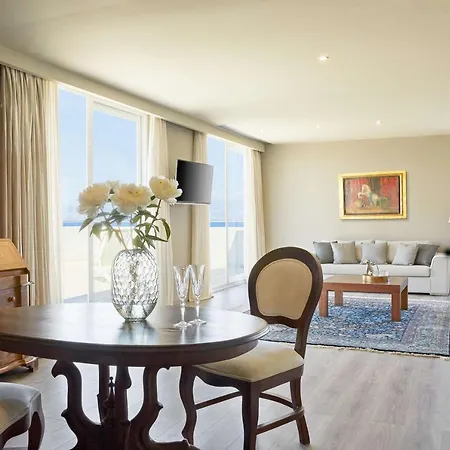 Mon Repos Palace - Adults Only Hotell